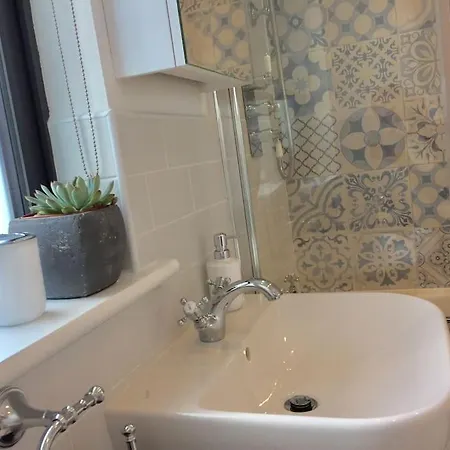 Newly Refurbished Traditional Blackrock Apartment